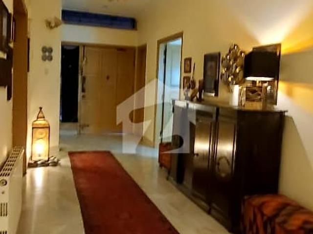 In F 10 Of F 10, A 511 Square Yards House Is Available