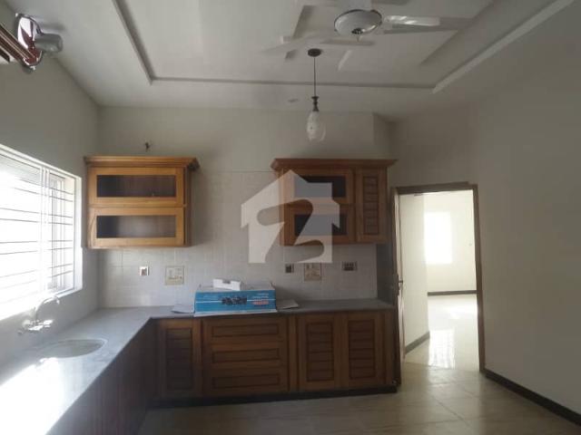 In G 11 5 Marla House For Sale Dablle Storey