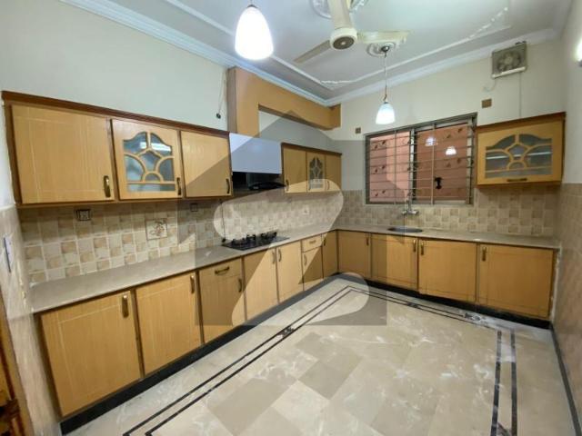 In G 13 House Sized 14 Marla For rent G 13