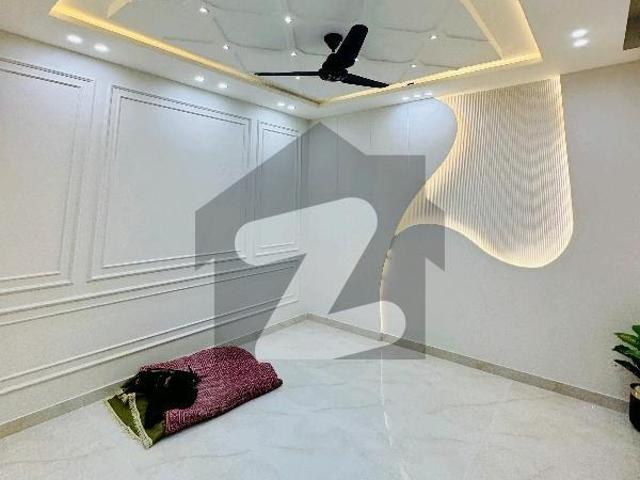 In G 9/4 House Sized 1500 Square Feet For sale G 9/4
