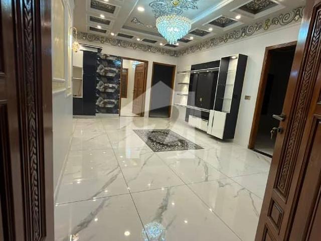 In Gulshan Available In Gulistan E Johar Bl _ 3a 1 St Flore West Open Corner Reserve Parking Boundary Well Project