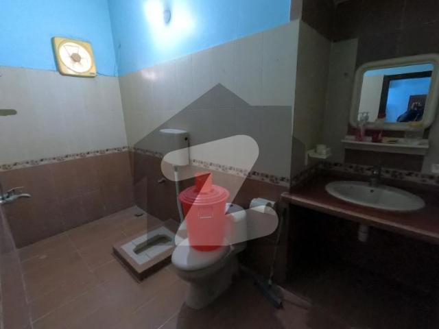 In Gulshan e Iqbal Block 11 House For sale Sized 262 Square Yards Gulshan e Iqbal Block 11