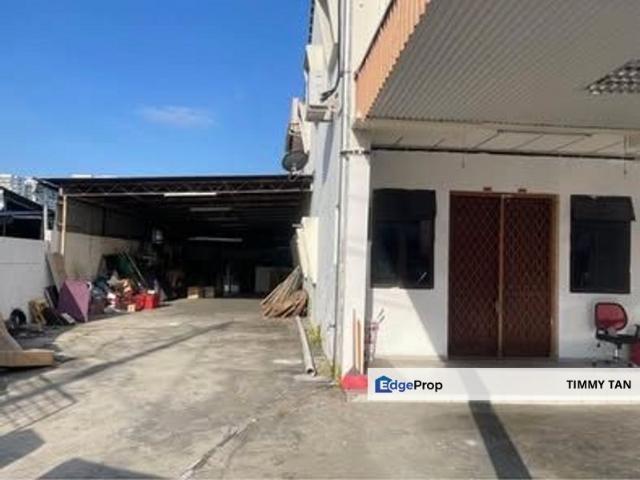 in Jelutong For Rent