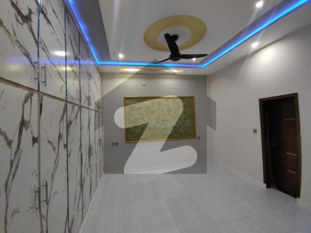 In jwad avenue House Sized 8 Marla For Sale Jawad Avenue