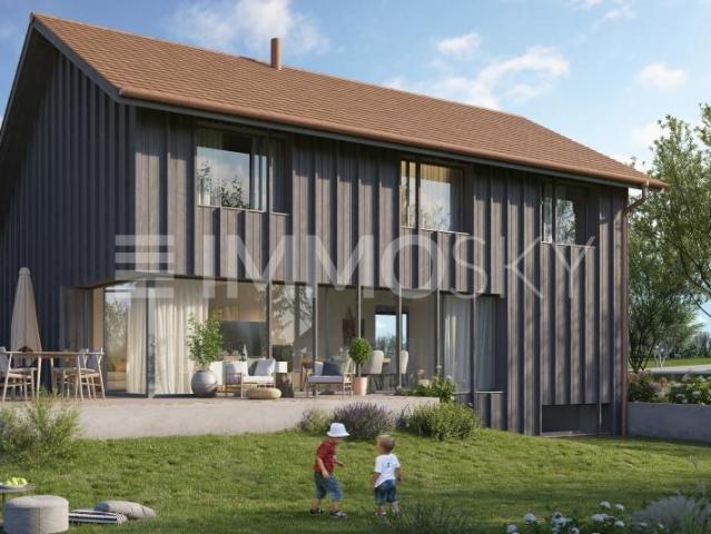 IN KRAFT ERLAUBT! Im Grünen Villa 01