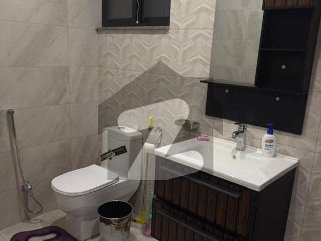 In Lahore You Can Find The Perfect Flat For sale