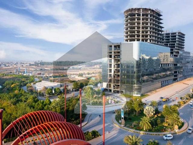 In Mall Of Gulberg Flat Sized 752 Square Feet For Sale