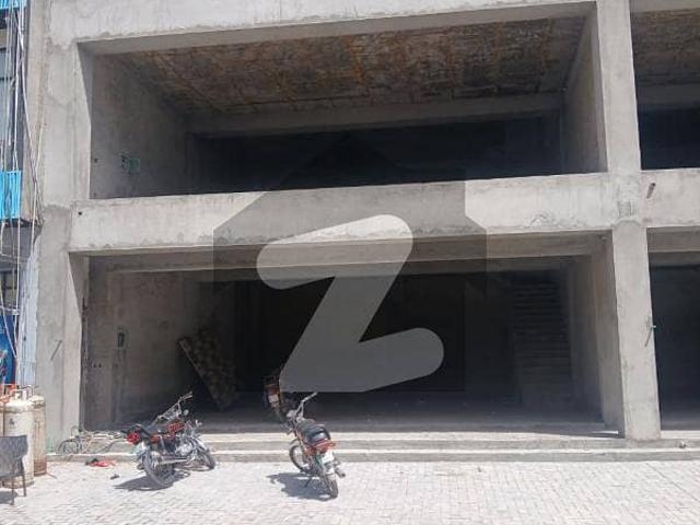 In Model Town Block B Building Sized 4 Marla For Rent