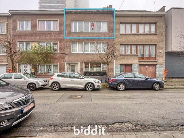 in openbare verkoop Appartement Anderlecht