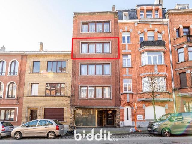 in openbare verkoop Appartement Anderlecht