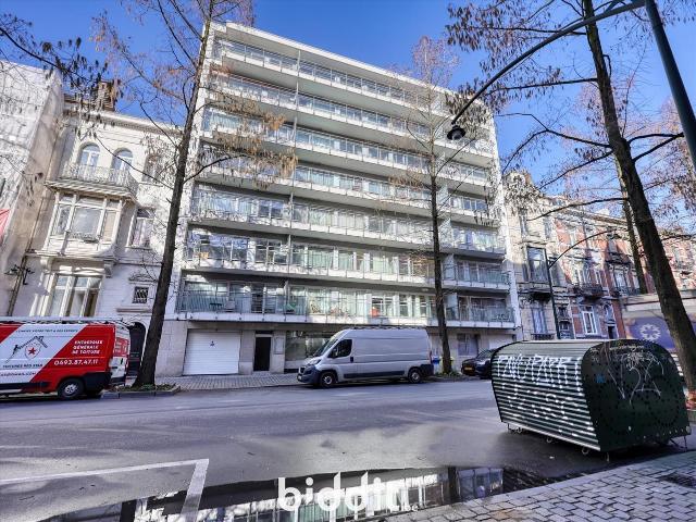 in openbare verkoop Appartement Brussel