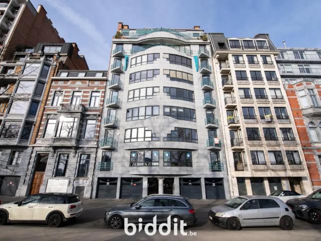 in openbare verkoop Appartement Luik
