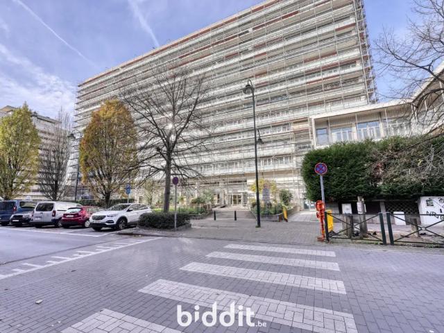 in openbare verkoop Appartement Sint Jans Molenbeek