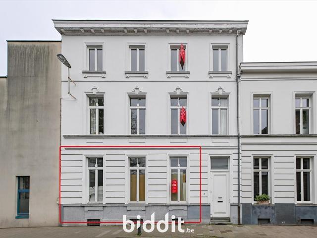 in openbare verkoop Gelijkvloers Gent