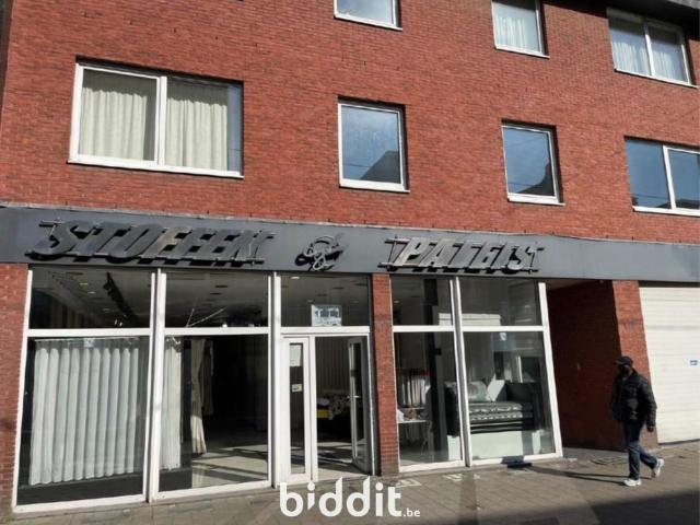 in openbare verkoop Huis gemengd gebruik Antwerpen