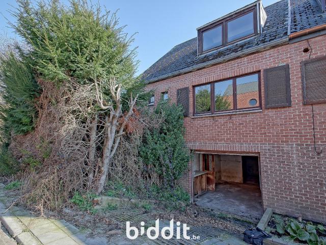 in openbare verkoop Huis Jambes