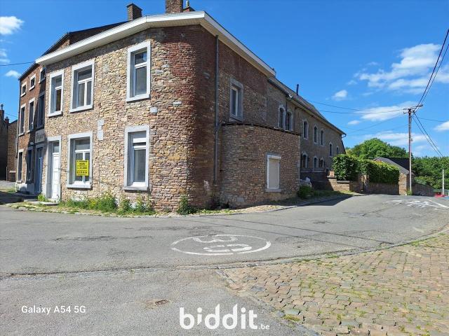 in openbare verkoop Huis Lesve