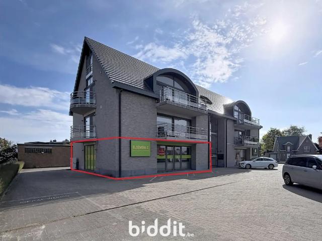 in openbare verkoop Handelspand Waarschoot