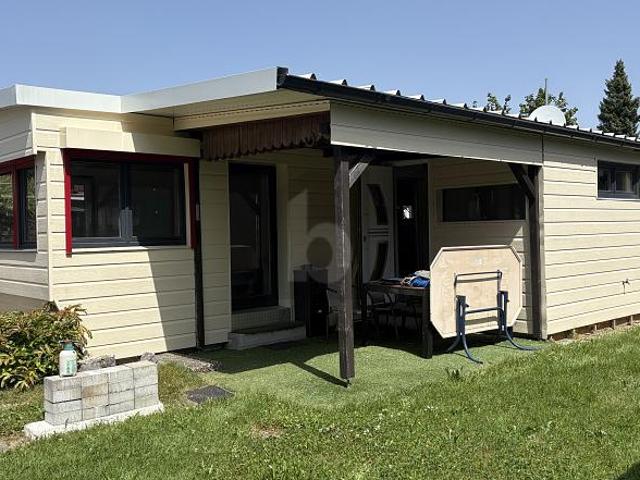 IN RUHIGER UND FRIEDLICHER LAGE
