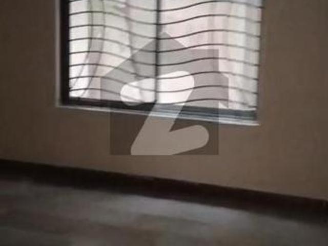 In soan garden kanal ka House 5bedroom rent dimnd 170000 Soan Garden