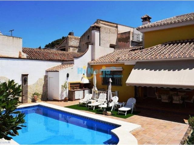 Inmueble en Venta en Vélez Málaga