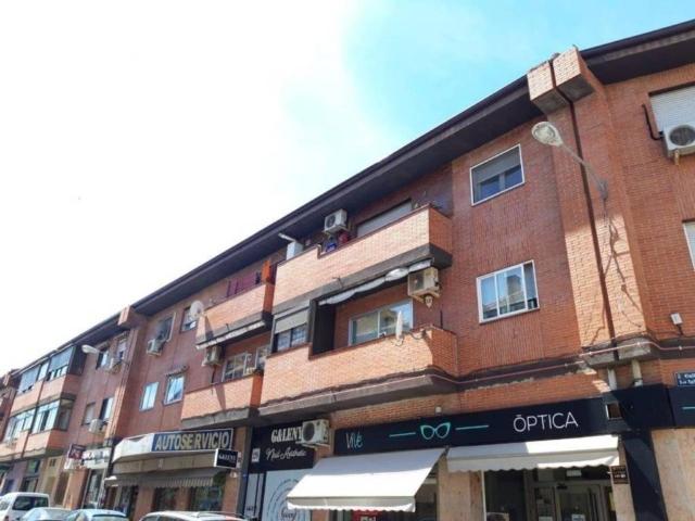 Inmueble en Venta en Velilla de San Antonio