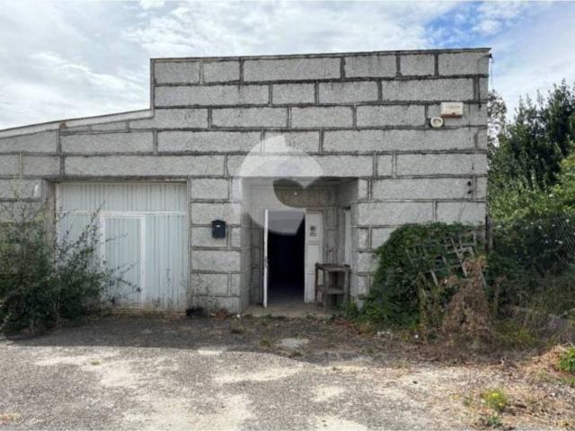 Inmueble en Venta en Vilar de Barrio