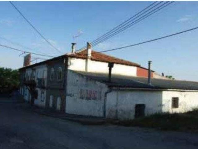 Inmueble en Venta en Villacastín