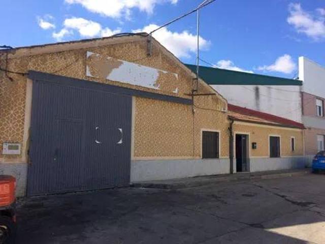 Inmueble en Venta en Villares de la Reina