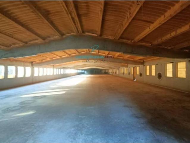 Inmueble en Venta en Vilobí del Penedès