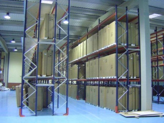 Inmueble en Venta en Abrera