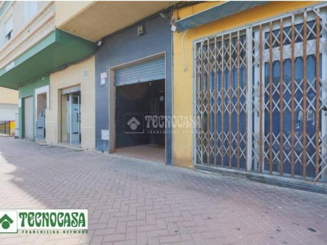 Inmueble en Venta en Adra
