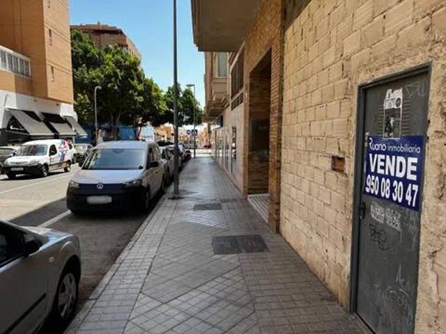 Inmueble en Venta en Almería