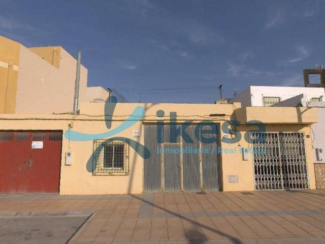 Inmueble en Venta en Almería