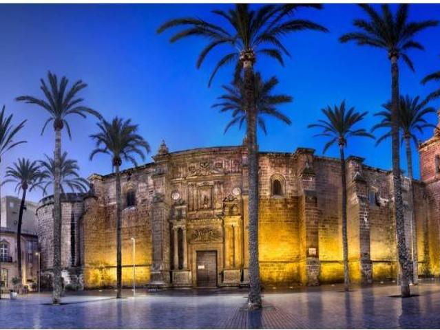 Inmueble en Venta en Almería