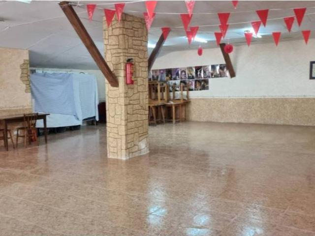 Inmueble en Venta en Algueña