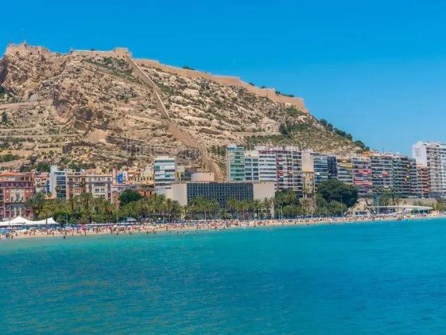 Inmueble en Venta en Alicante Alacant