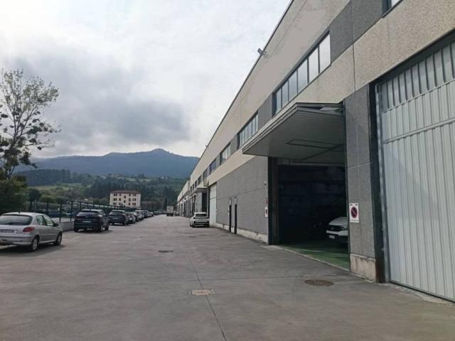 Inmueble en Venta en Amorebieta Etxano