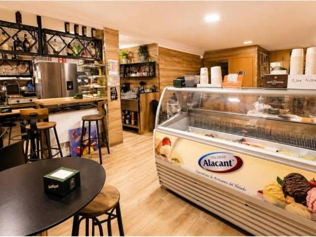 Inmueble en Venta en Antequera