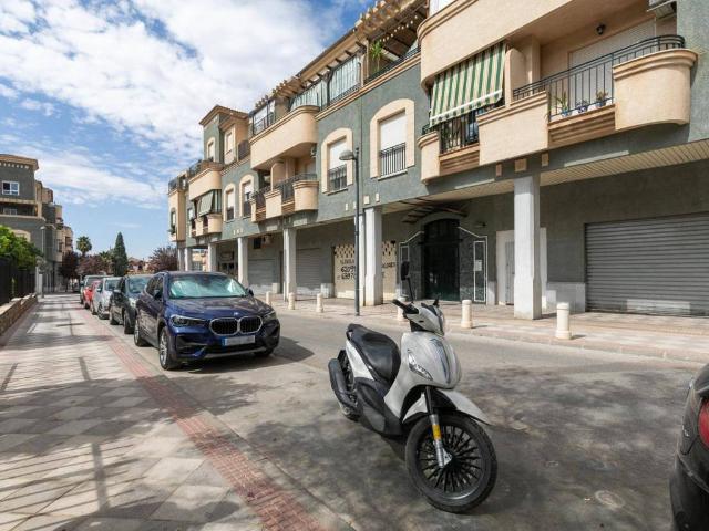 Inmueble en Venta en Atarfe