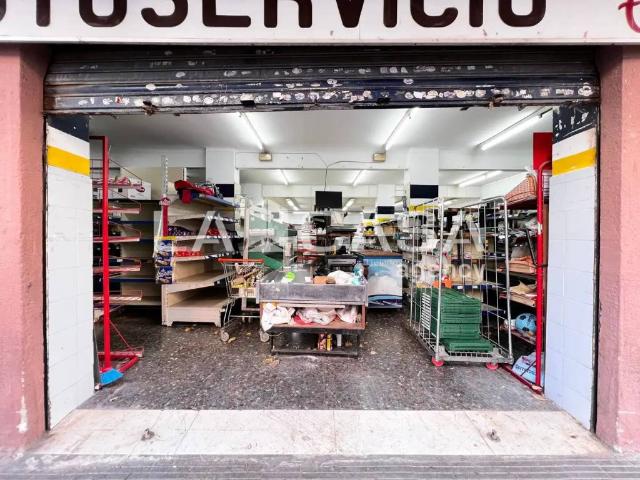 Inmueble en Venta en Badalona