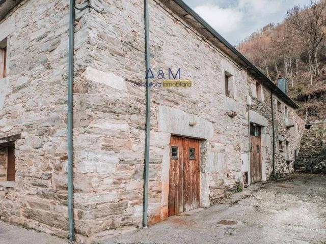Inmueble en Venta en Barjas