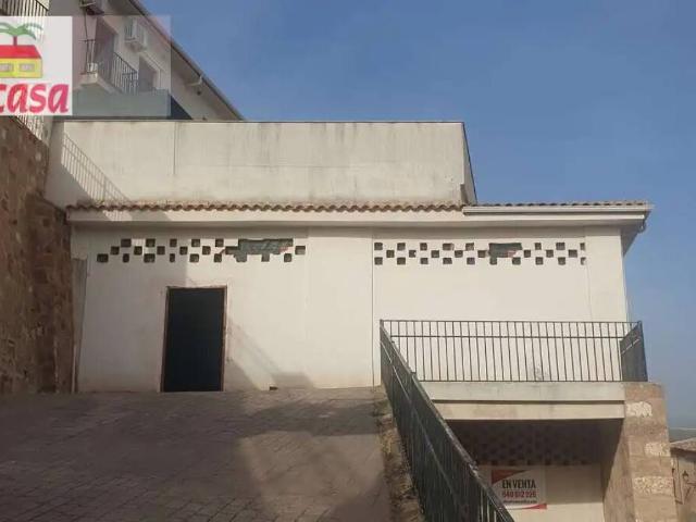 Inmueble en Venta en Baños de La Encina