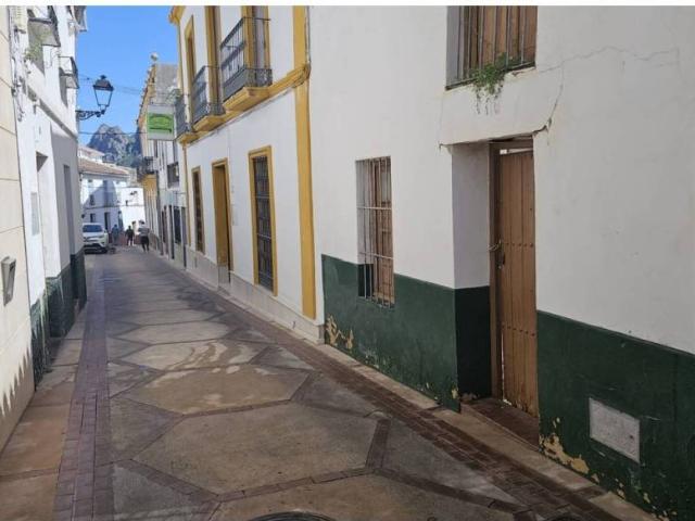 Inmueble en Venta en Benaoján