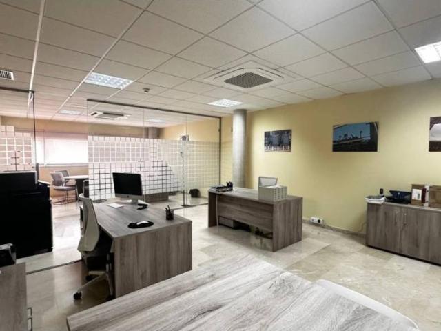 Inmueble en Venta en Bormujos