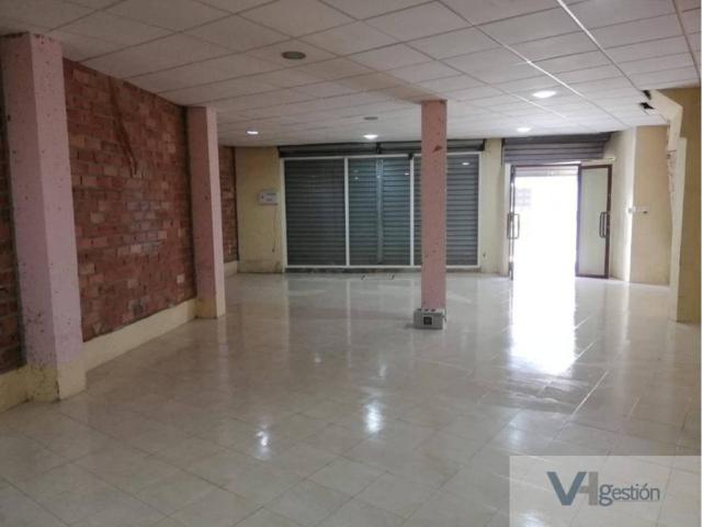 Inmueble en Venta en Bormujos