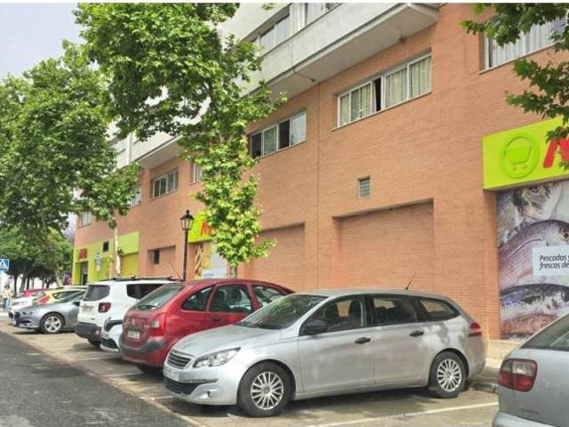 Inmueble en Venta en Bormujos