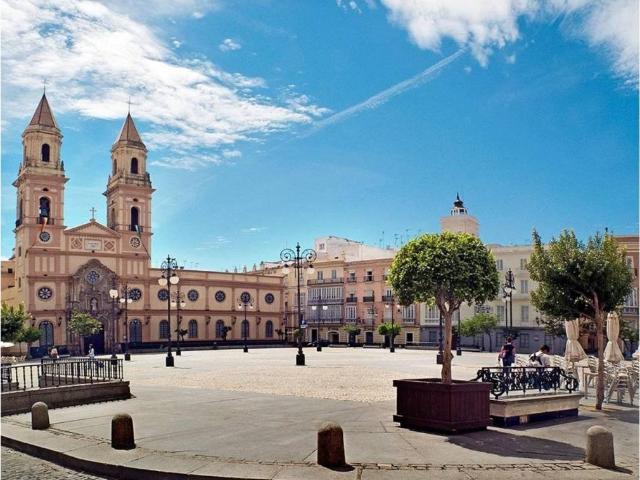 Inmueble en Venta en Cádiz