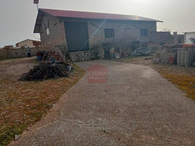 Inmueble en Venta en Calvarrasa de Arriba