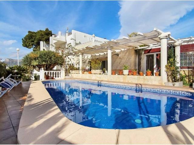 Inmueble en Venta en Calp
